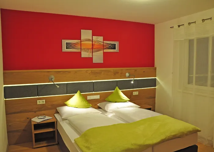 Appartement Schattauer Апартаменты Ваграйн